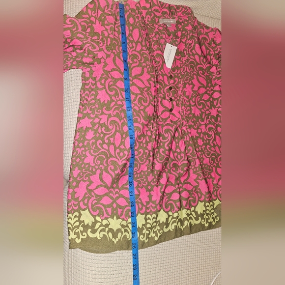 Banana Republic NWT V-neck Pink & Green Women's Pullover Blouse 3/4 Sleeves Sz M - Picture 4 of 9